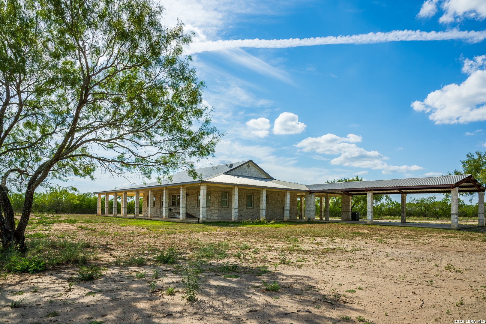 514 E Fm 140 Christine TX 78012