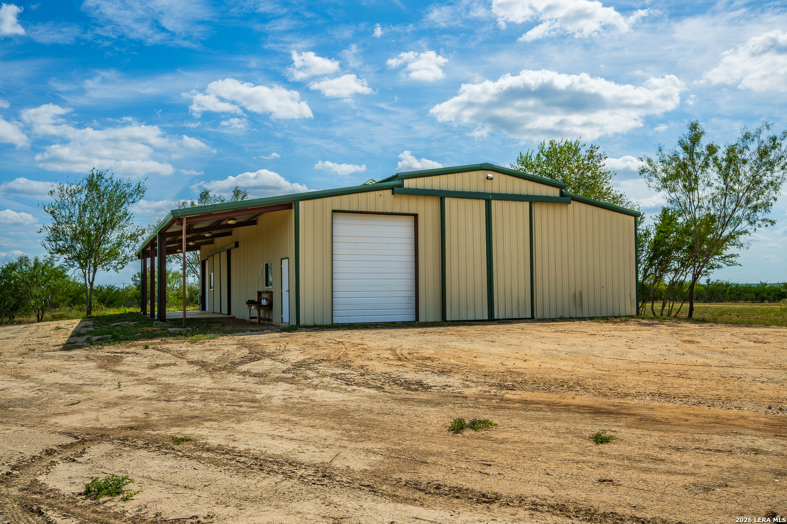 514 E Fm 140 Christine TX 78012