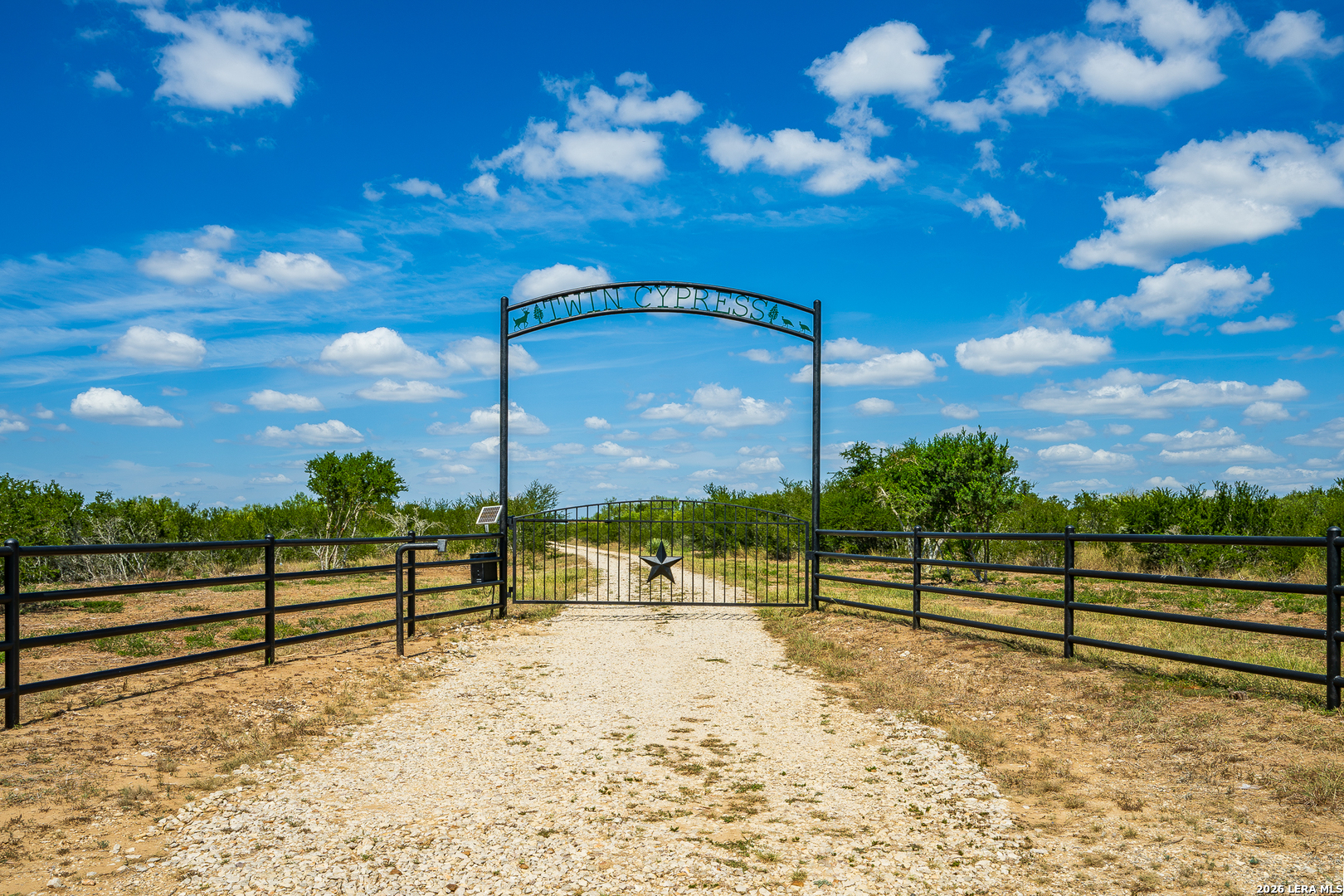 514 E Fm 140 Christine TX 78012