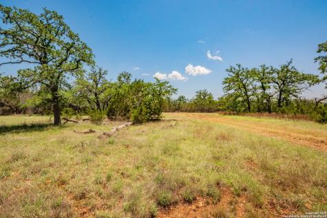 101 Betty Drive Bandera TX 78803