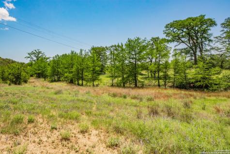 101 Betty Drive Bandera TX 78803