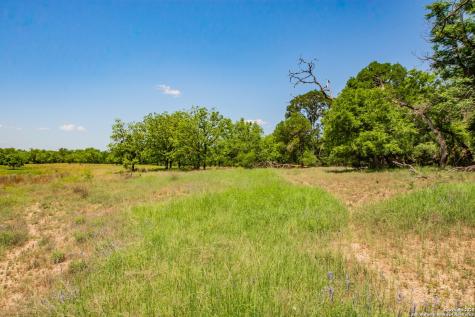 101 Betty Drive Bandera TX 78803