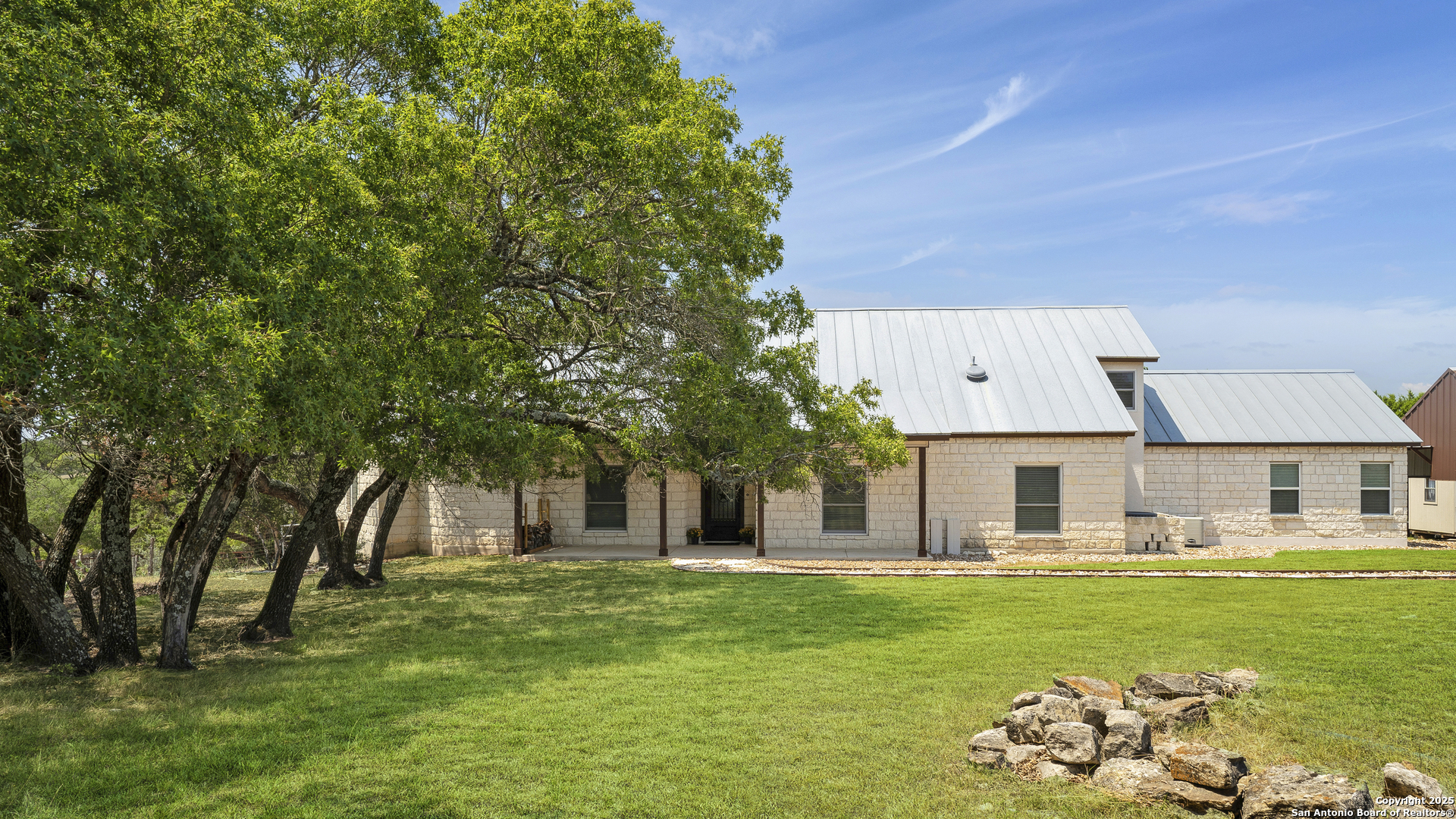 102 Blaschke Road Comfort TX 78013