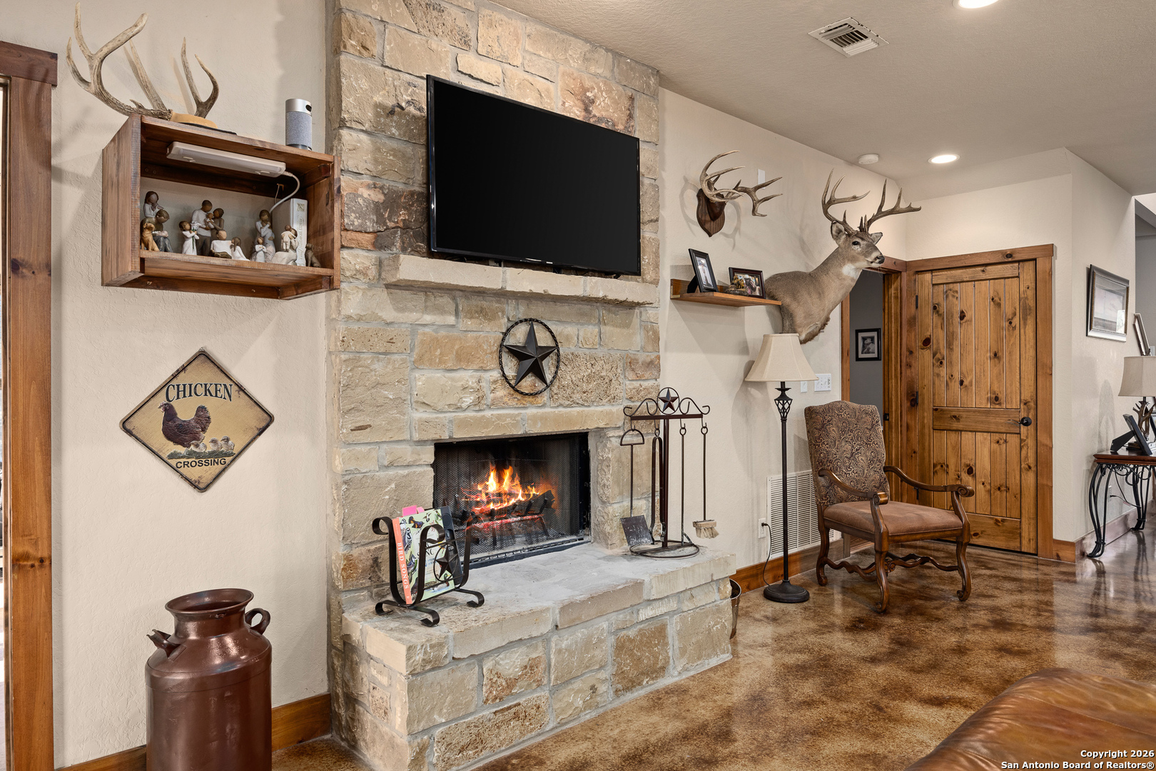 488 Phillip Pipe Creek TX 78063