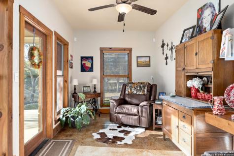 488 Phillip Pipe Creek TX 78063