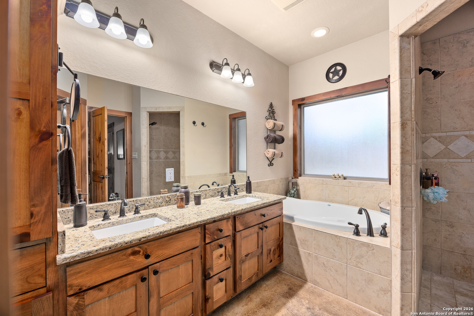 488 Phillip Pipe Creek TX 78063