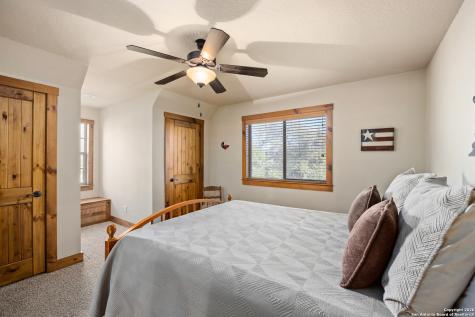 488 Phillip Pipe Creek TX 78063