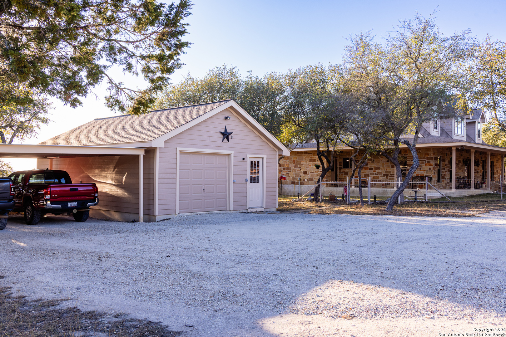 488 Phillip Pipe Creek TX 78063