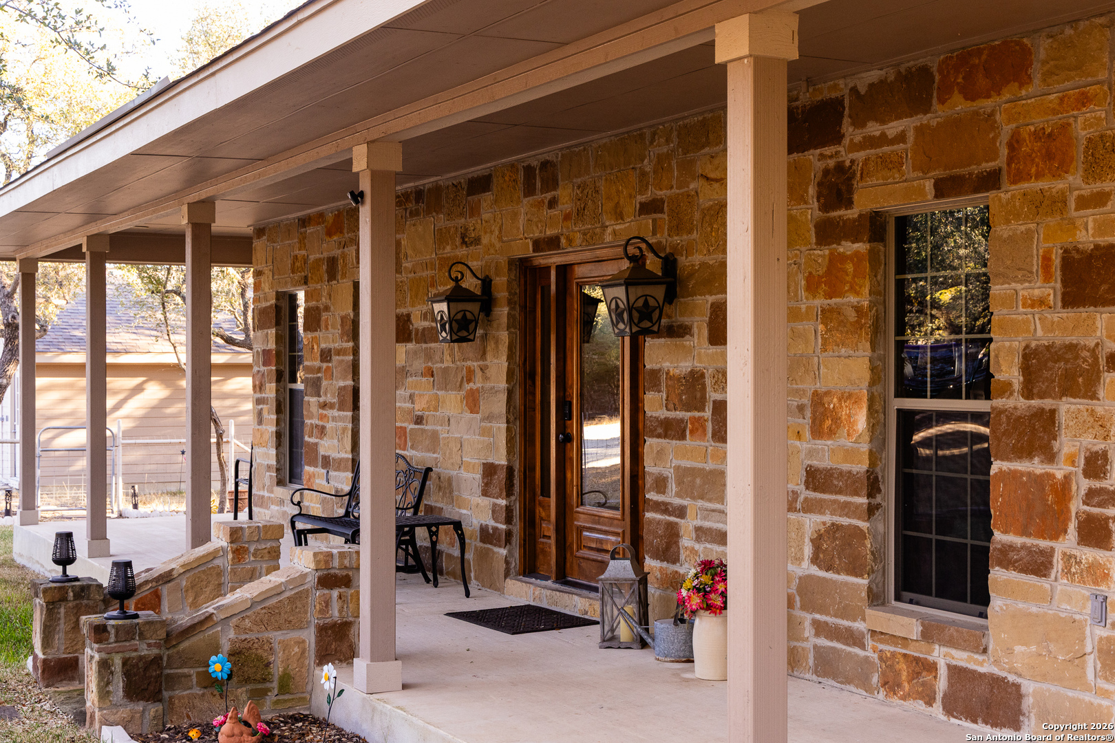 488 Phillip Pipe Creek TX 78063