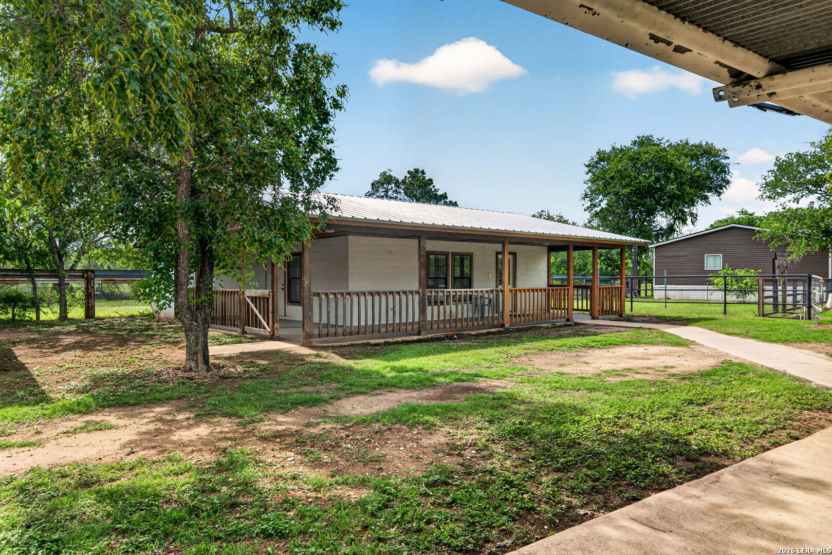 155 County Road 6712 Natalia TX 78059