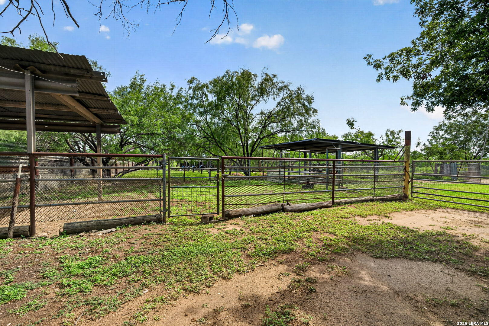 155 County Road 6712 Natalia TX 78059