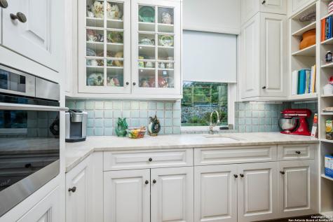 24209 Scenic Loop San Antonio TX 78255