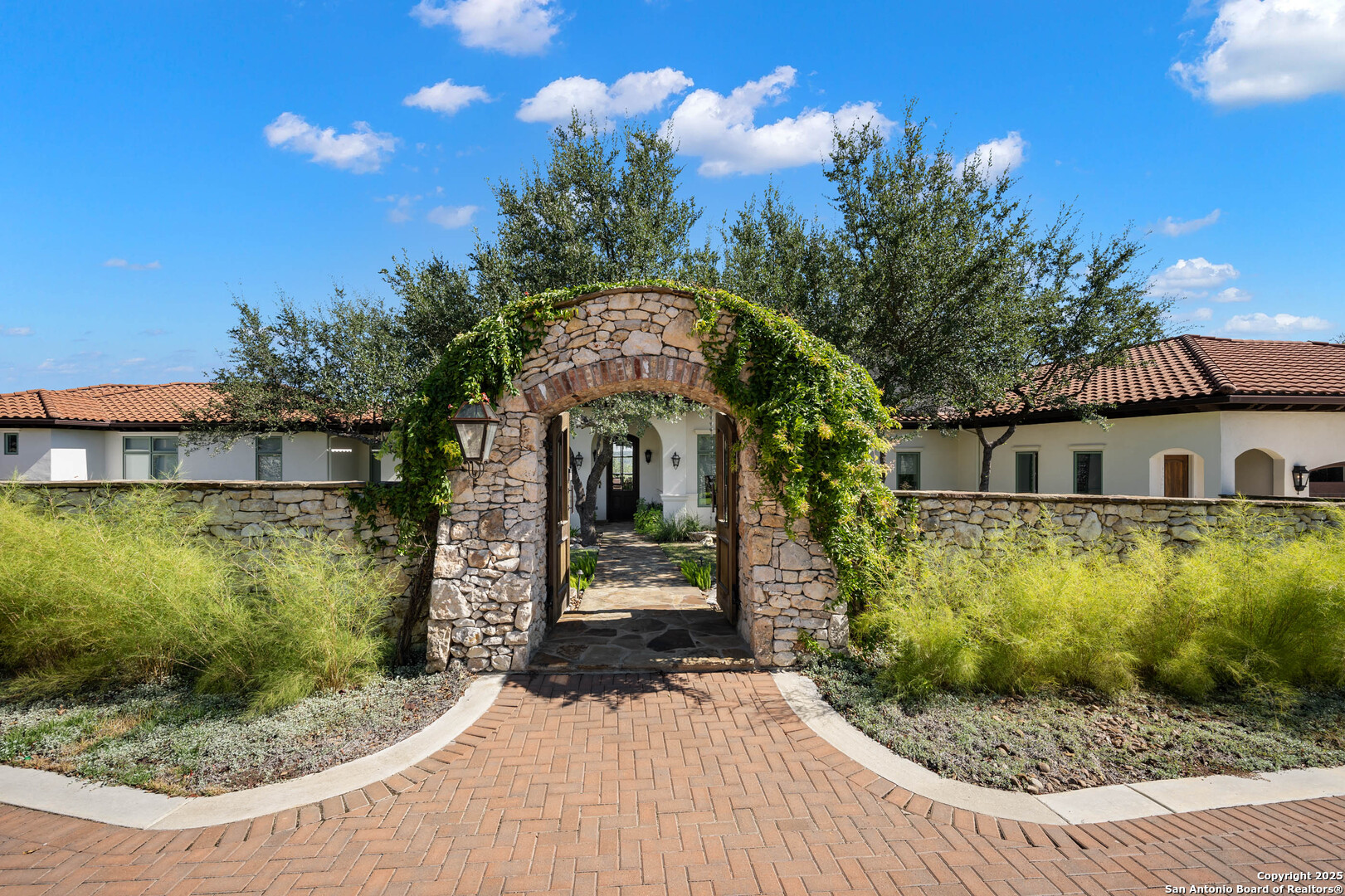 24209 Scenic Loop San Antonio TX 78255