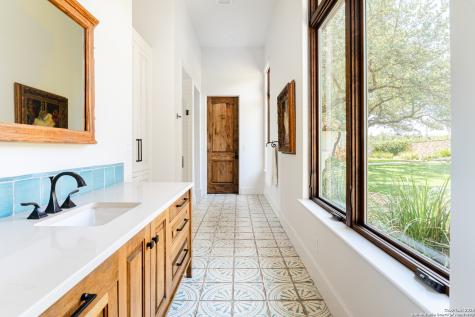 24209 Scenic Loop San Antonio TX 78255