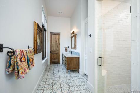 24209 Scenic Loop San Antonio TX 78255