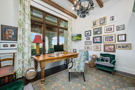 24209 Scenic Loop San Antonio TX 78255