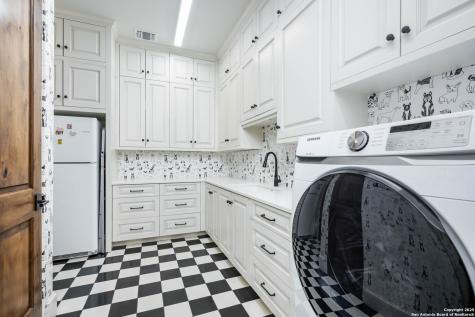 24209 Scenic Loop San Antonio TX 78255