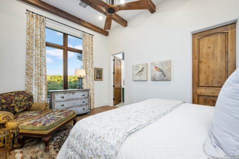 24209 Scenic Loop San Antonio TX 78255