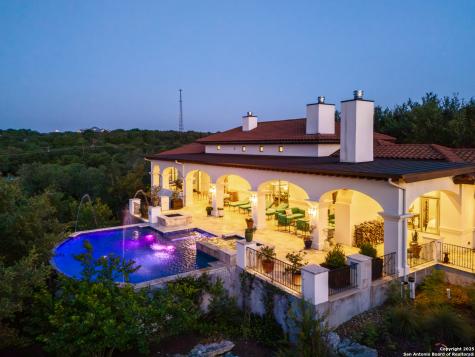 24209 Scenic Loop San Antonio TX 78255