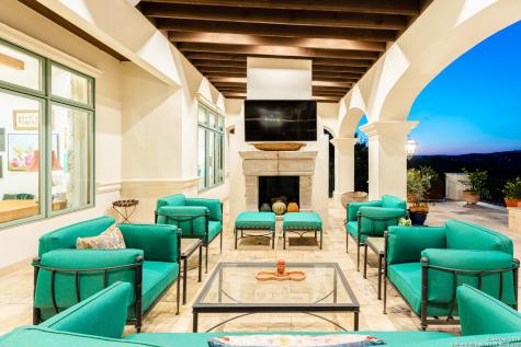 24209 Scenic Loop San Antonio TX 78255