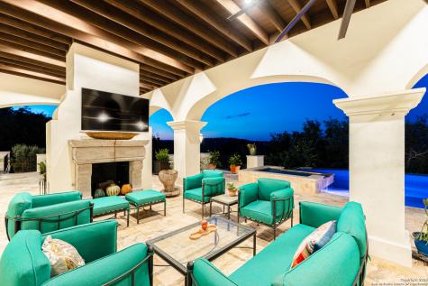 24209 Scenic Loop San Antonio TX 78255