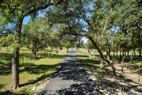 24209 Scenic Loop San Antonio TX 78255