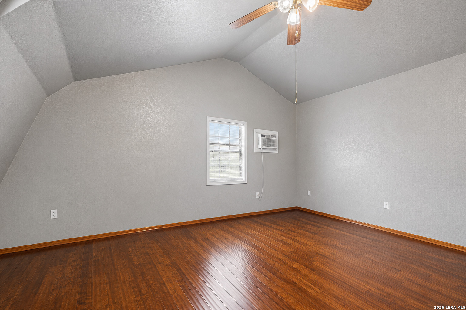 10207 E Us Highway 290 Fredericksburg TX 78624