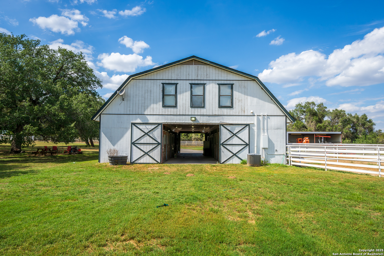 2310 State Highway 97 Pleasanton TX 78064