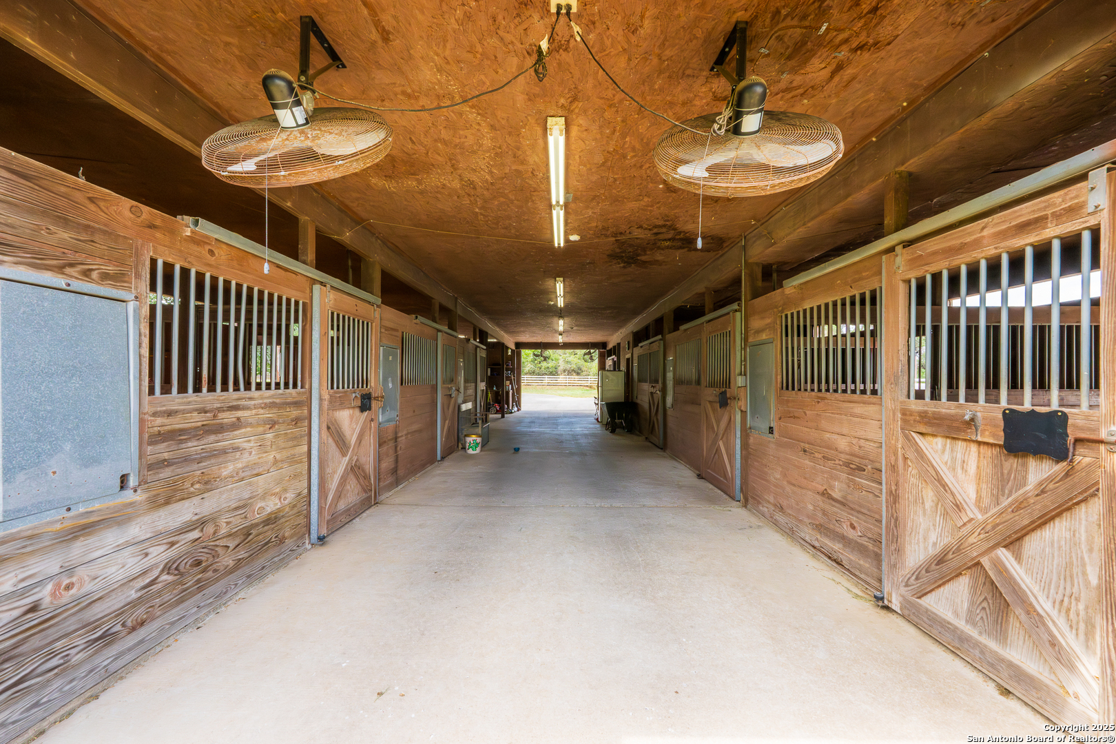 2310 State Highway 97 Pleasanton TX 78064