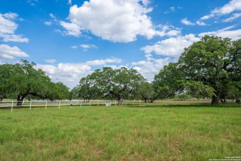 2310 State Highway 97 Pleasanton TX 78064