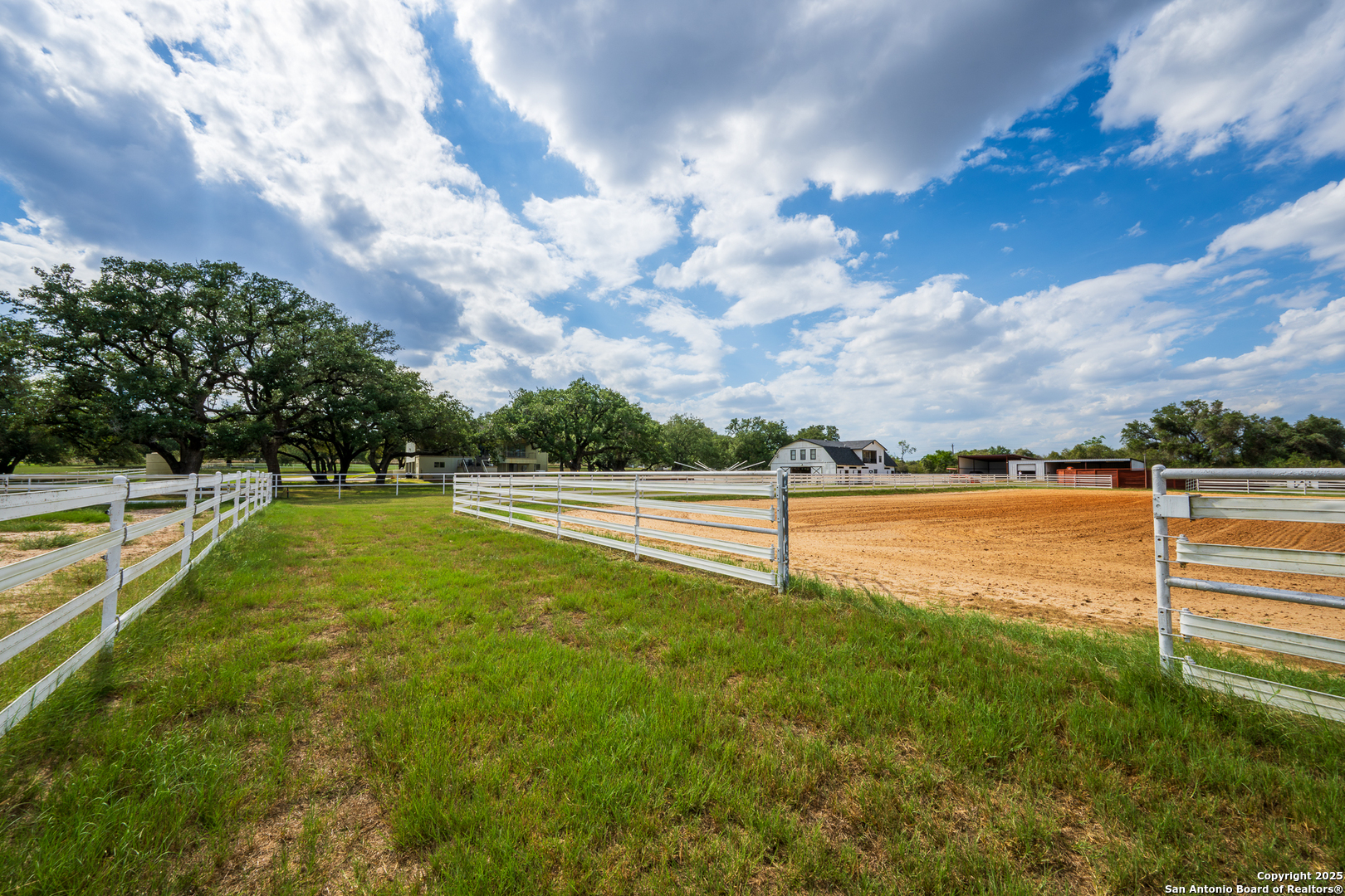 2310 State Highway 97 Pleasanton TX 78064