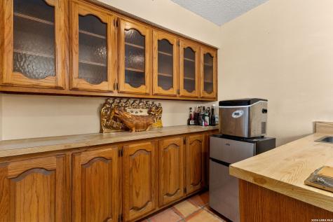 350 Ullrich Marion TX 78124