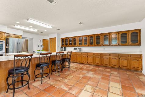 350 Ullrich Marion TX 78124