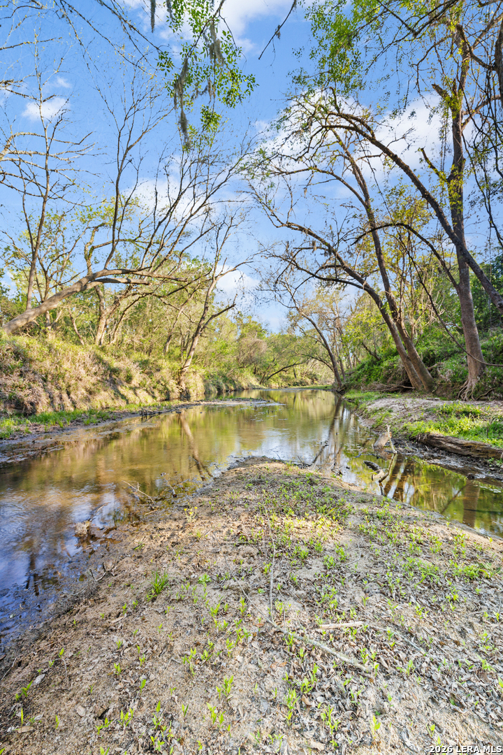 2427 S Fm 234 Edna TX 77957