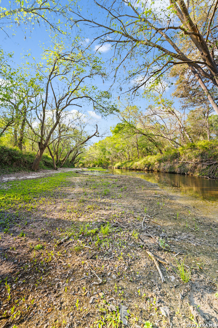 2427 S Fm 234 Edna TX 77957