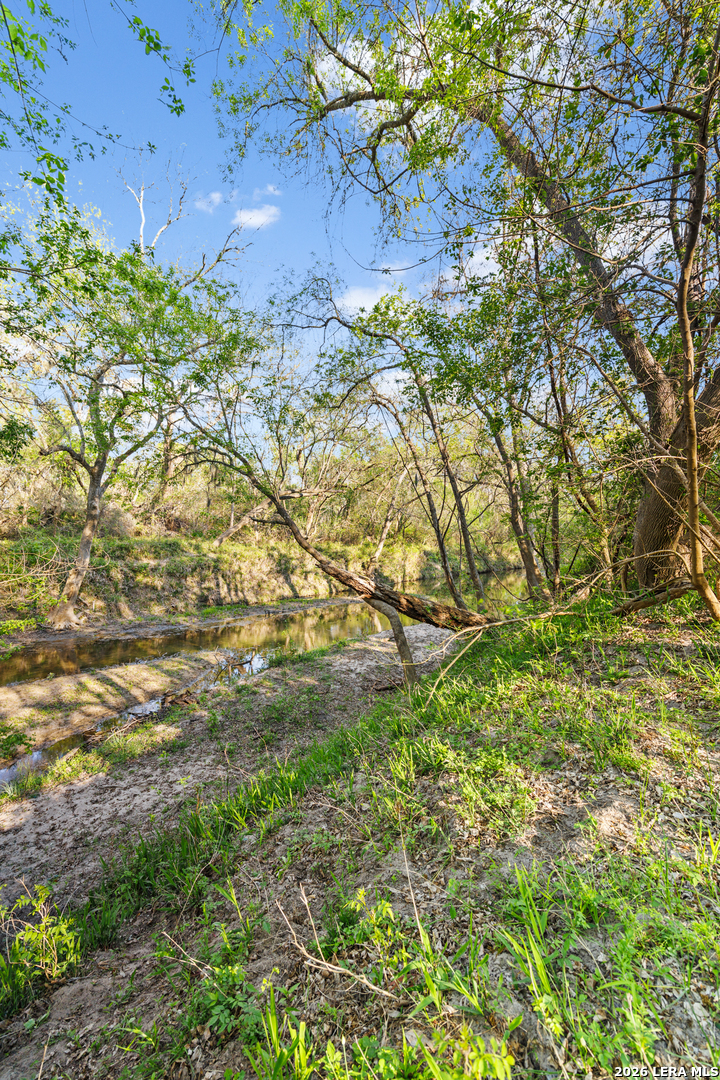 2427 S Fm 234 Edna TX 77957
