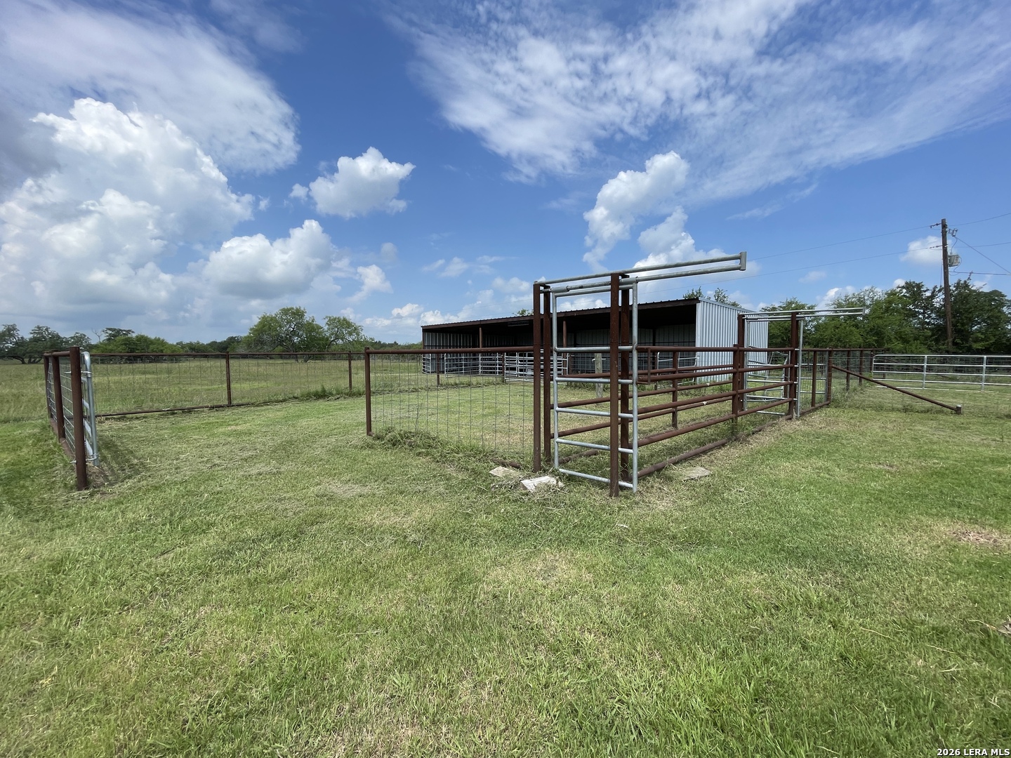 2427 S Fm 234 Edna TX 77957