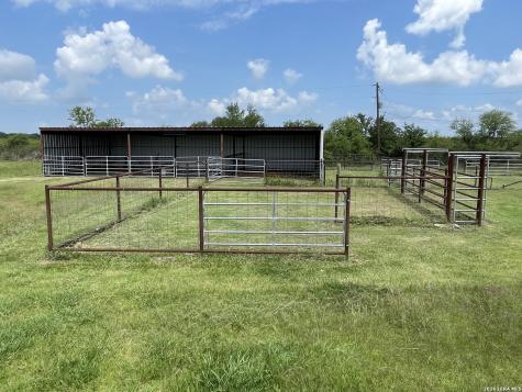 2427 S Fm 234 Edna TX 77957