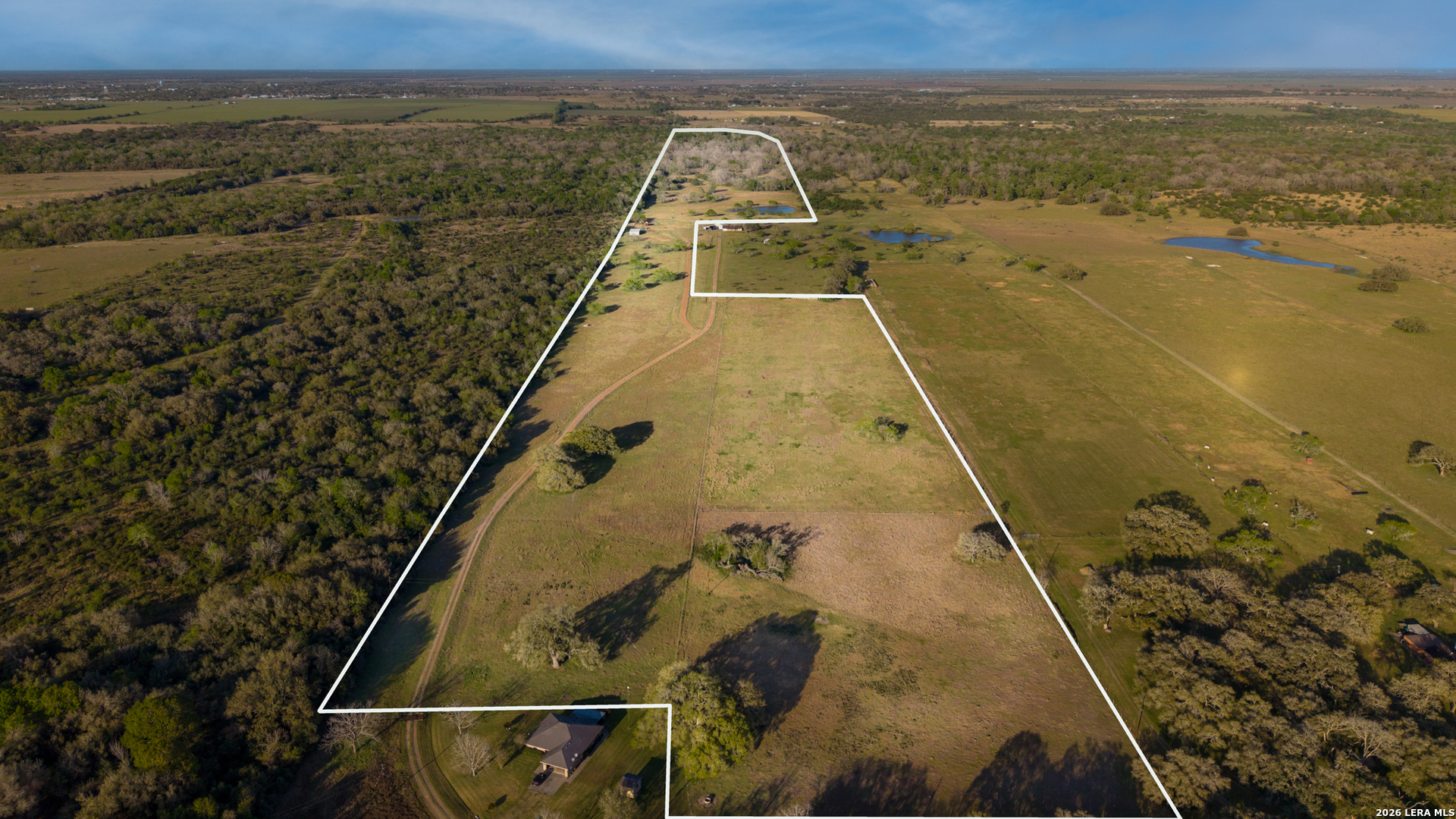 2427 S Fm 234 Edna TX 77957