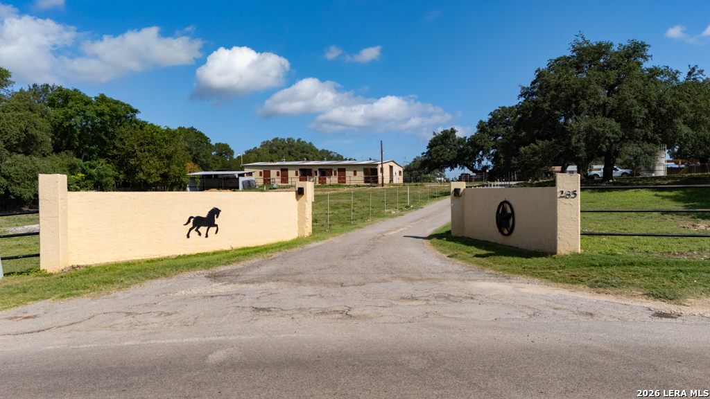 285 Obst Road Bulverde TX 78163