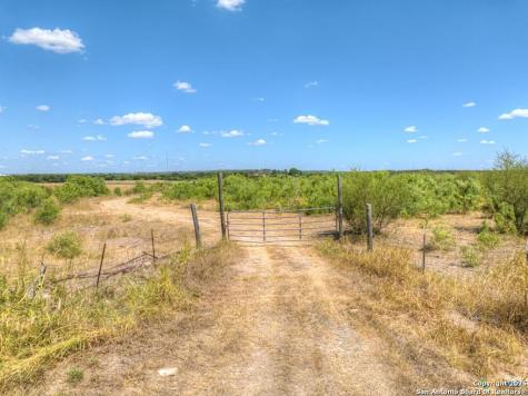22031A Old Nacogdoches New Braunfels TX 78132
