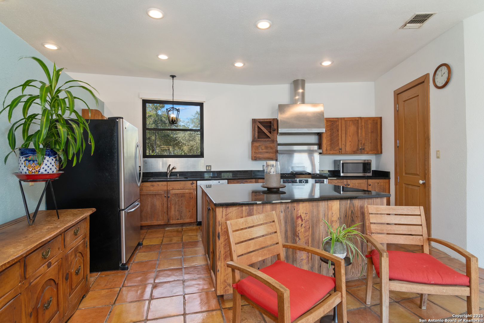 4025 Marion Marion TX 78124