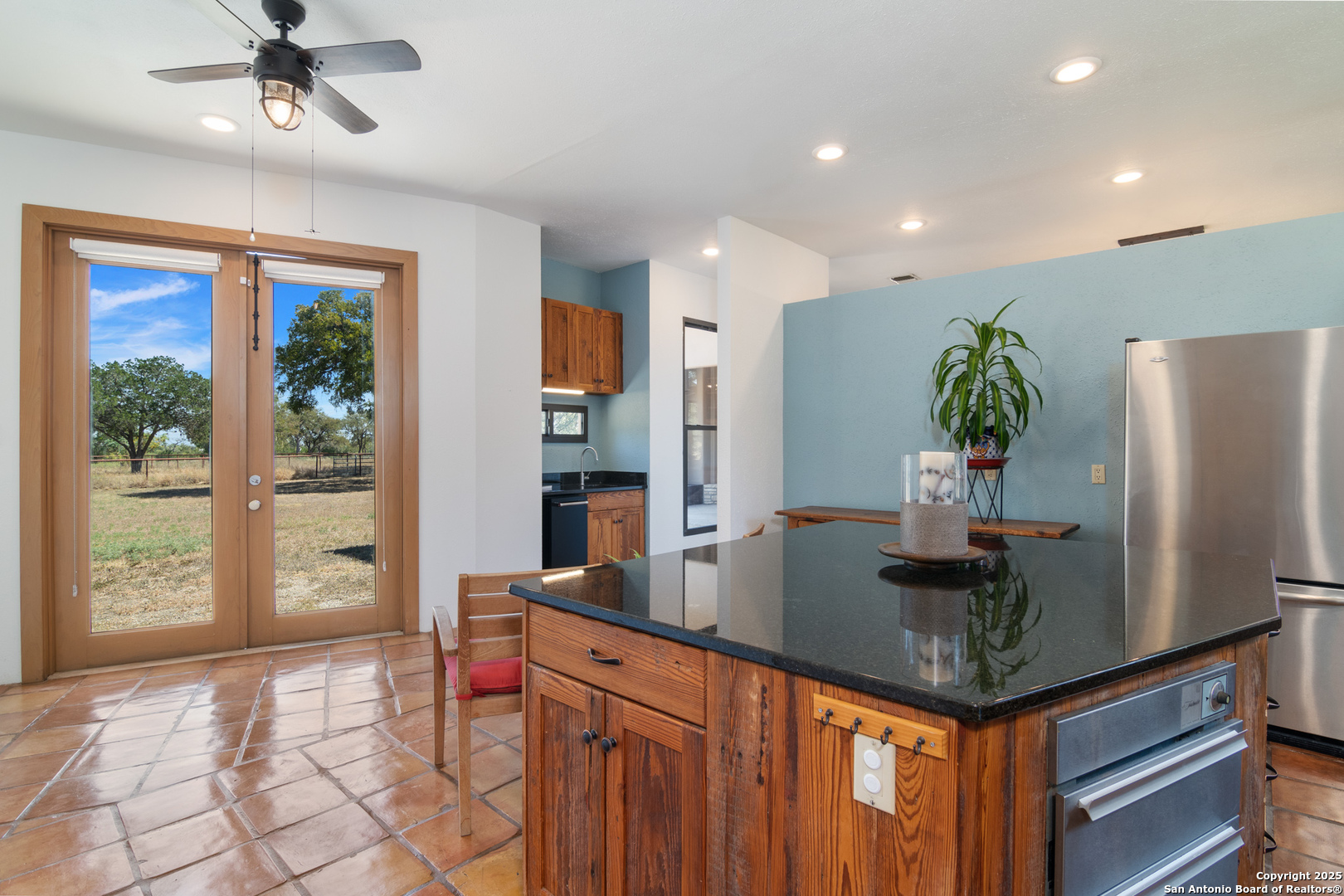 4025 Marion Marion TX 78124