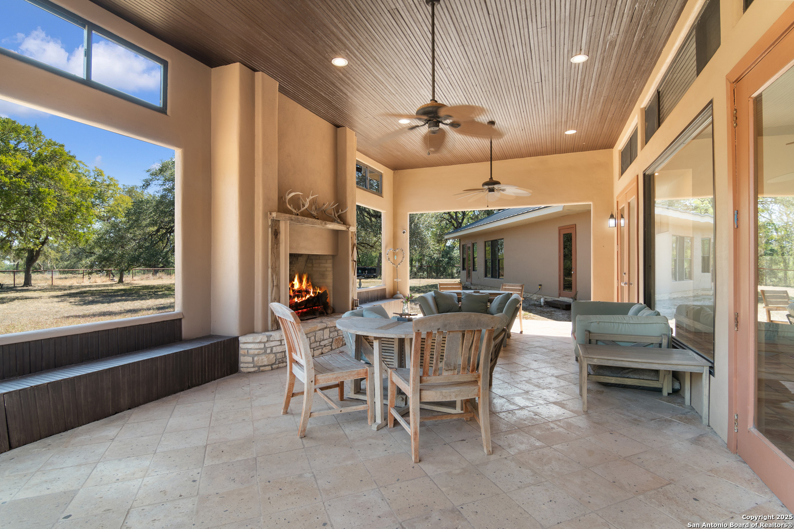 4025 Marion Marion TX 78124