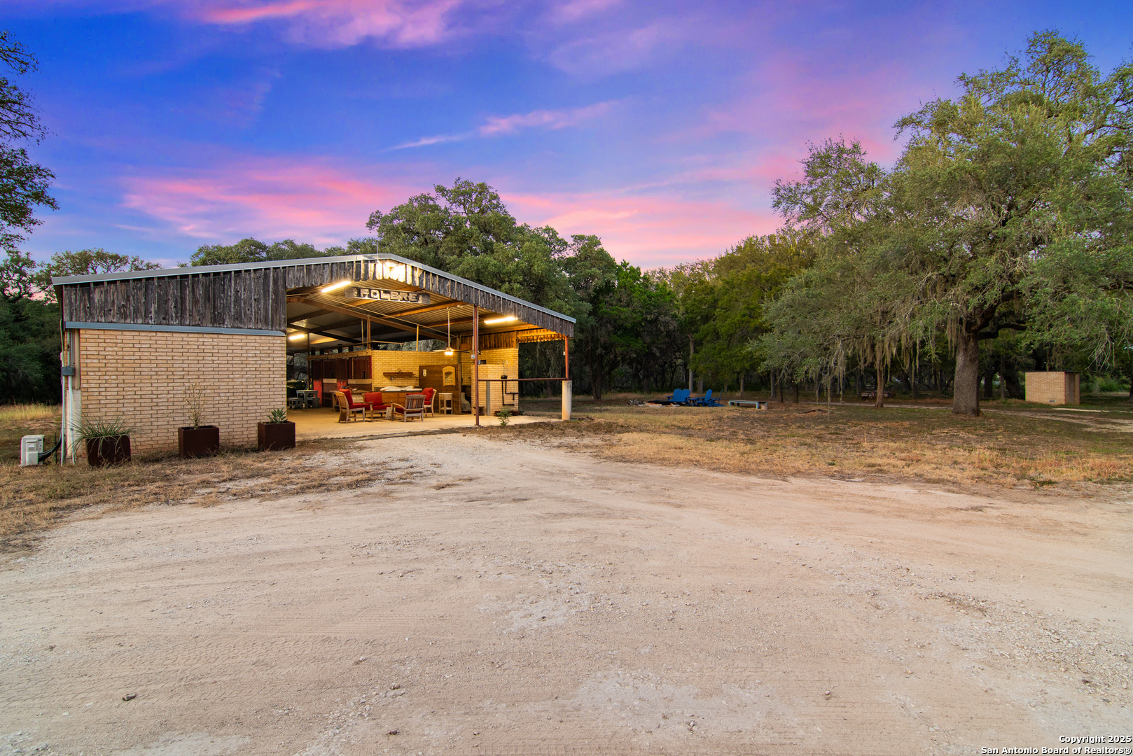4025 Marion Marion TX 78124