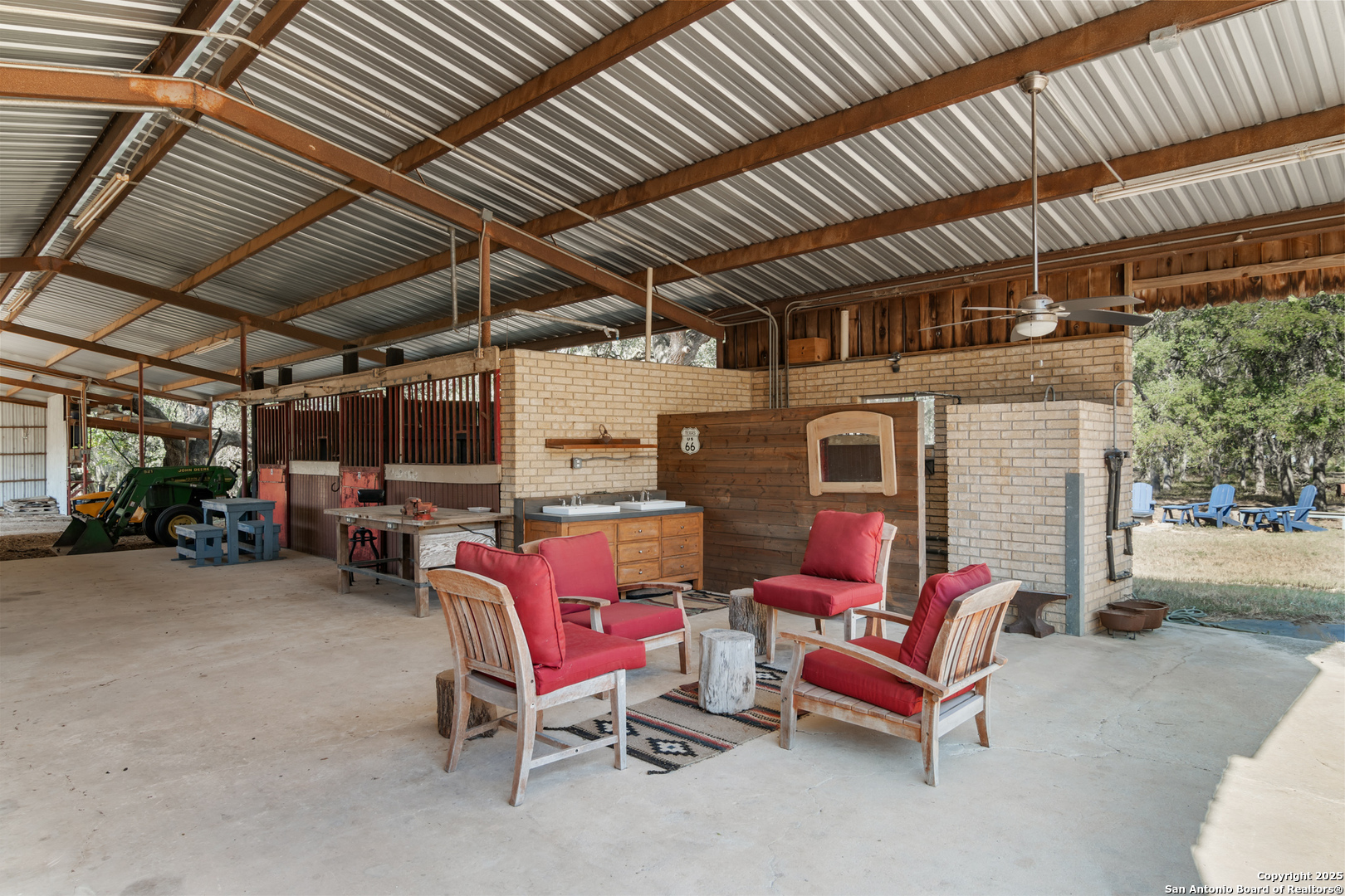 4025 Marion Marion TX 78124