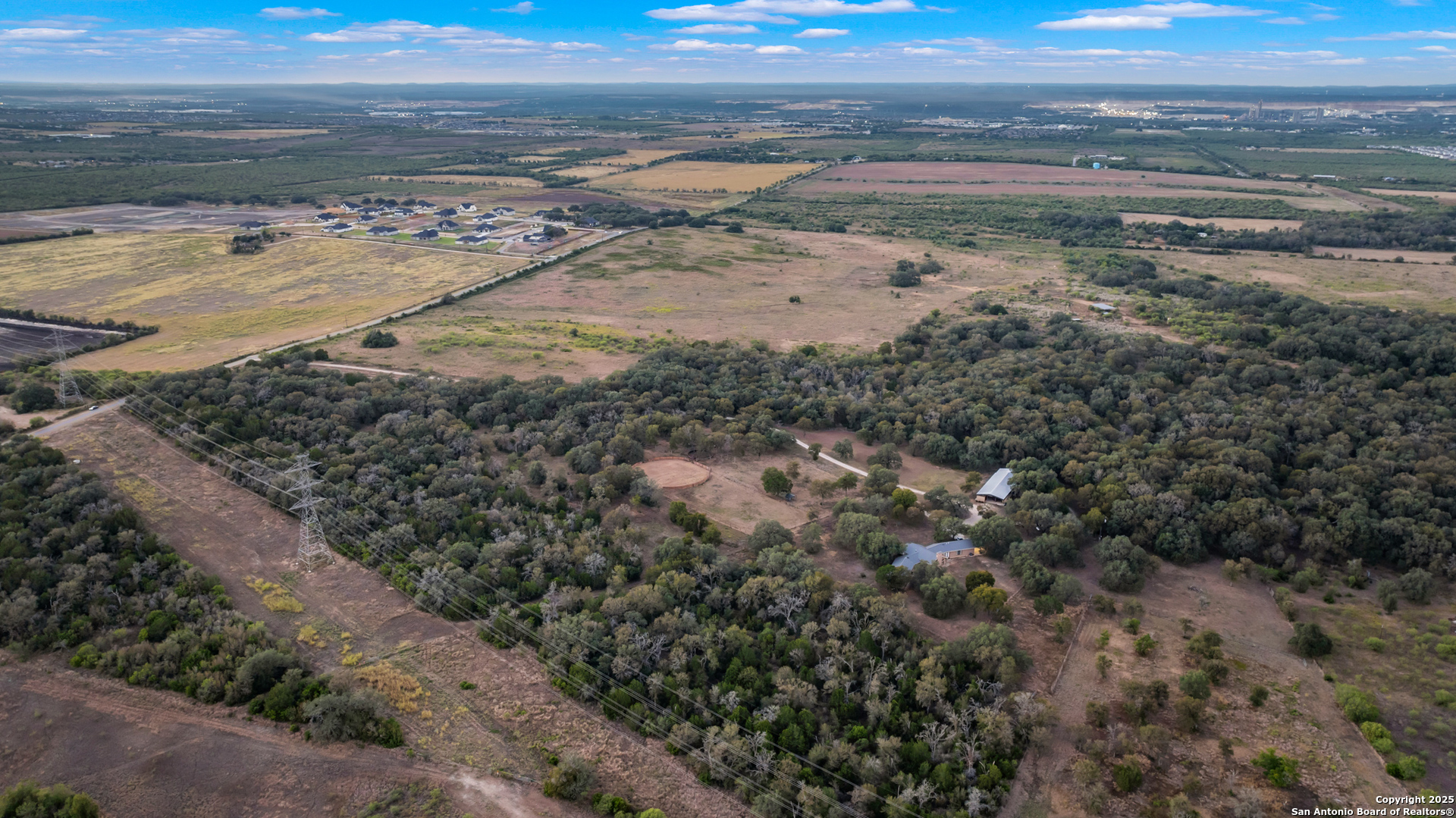4025 Marion Marion TX 78124