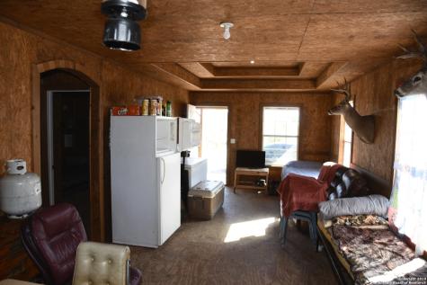 1052 Steep Road Del Rio TX 78840