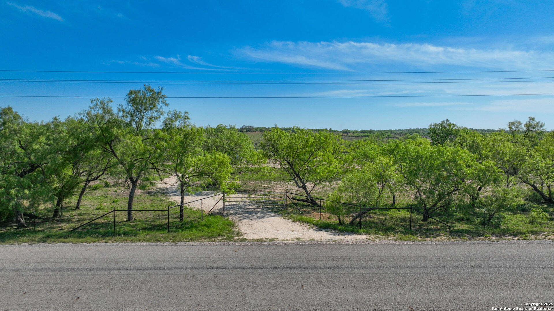 2004 Cr 3000 Pearsall TX 78061