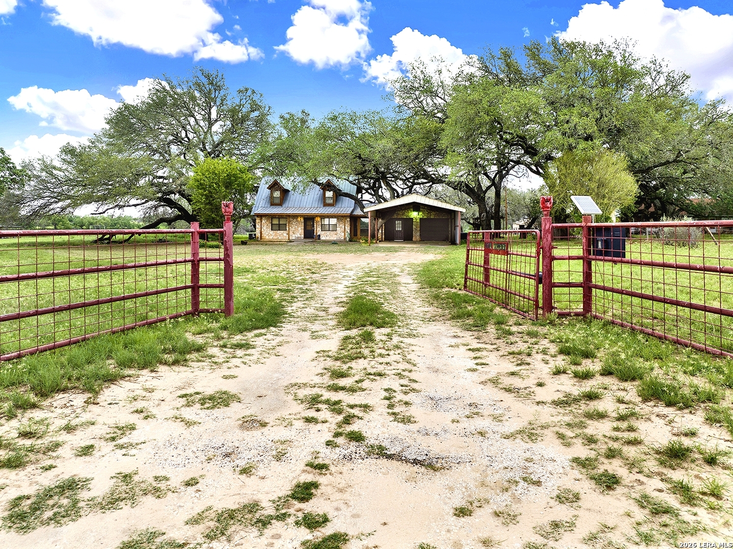 360 Horton Road Poteet TX 78065